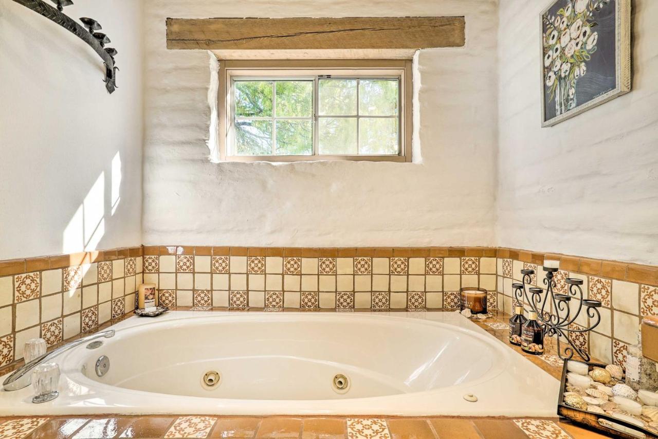 Las Cruces Home La Casa Blanca With Courtyard المظهر الخارجي الصورة